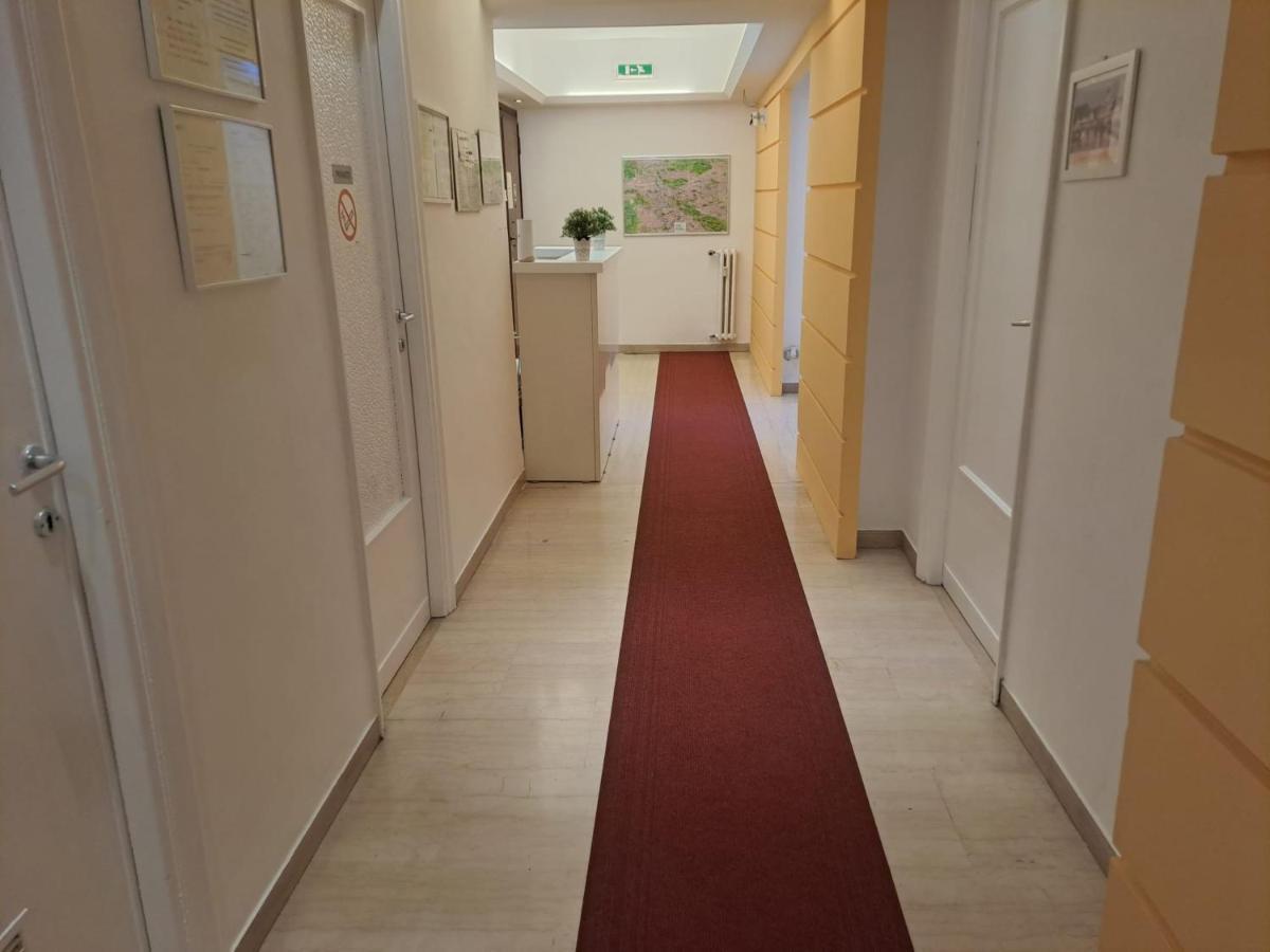 In Roma Life Ξενοδοχείο Εξωτερικό φωτογραφία